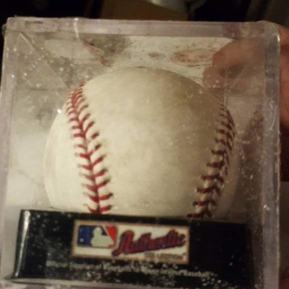 Rawlings Official Game Ball MLB 2003 World Series - Picture 3 of 4